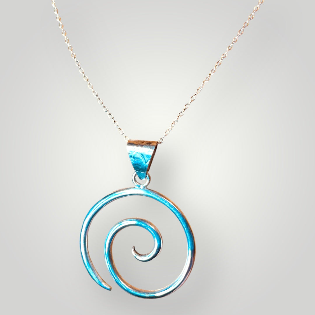 Spiral pendant